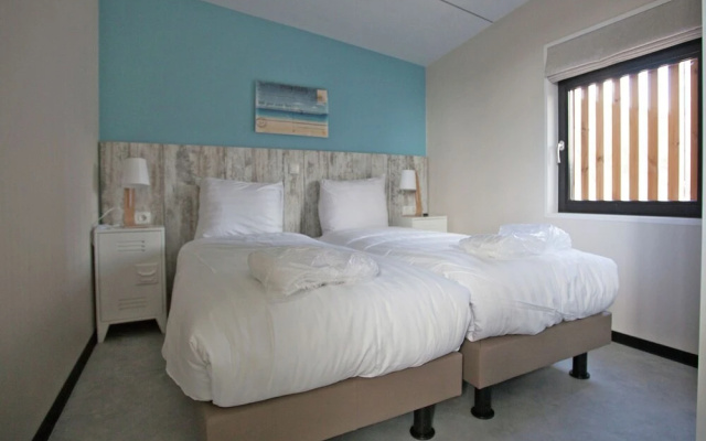 Beautiful Lodge With a Dishwasher, in Bloemendaal