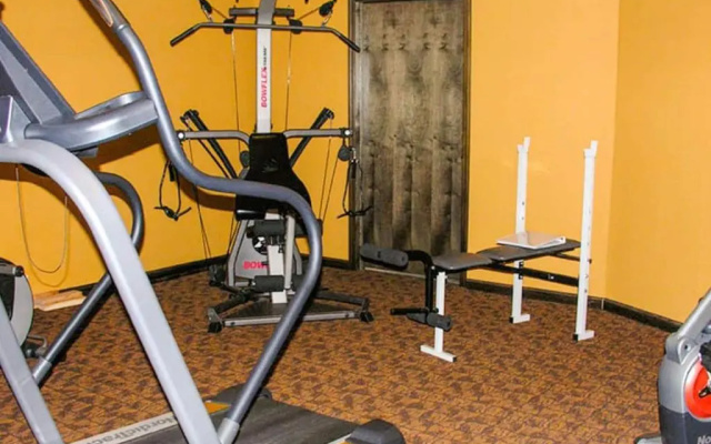 Fortune Inn & Suites