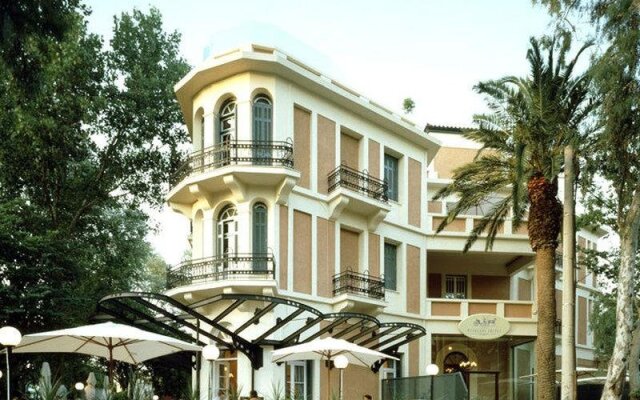 Отель Kefalari Suites Греция, Кифисия - отзывы, цены и фото номеров - забронировать отель Kefalari Suites онлайн вид на фасад