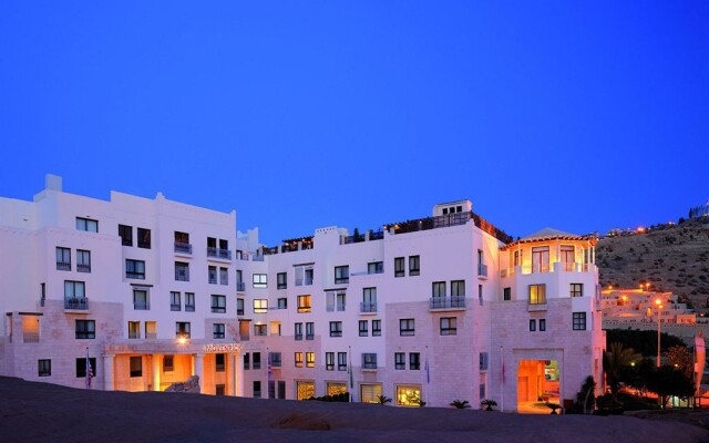 Отель Movenpick Resort Petra вид на фасад