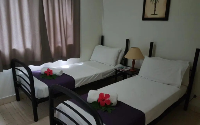 Coconut Palms Resort & Diamond Casino