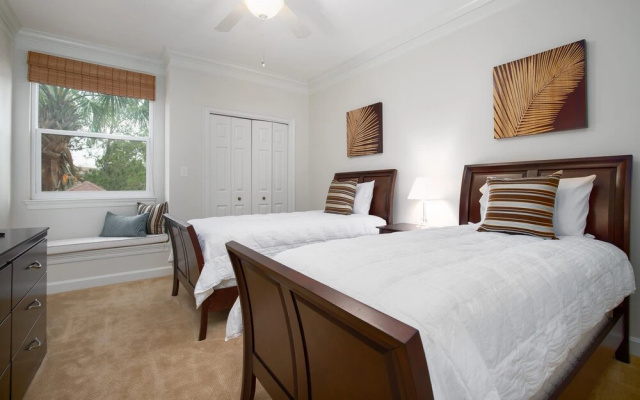 Turnberry 8533