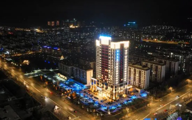 Yiyuan Yuan Tai Blue Horizon Jun Hua Hotel