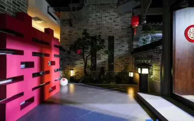 Hongtang Hotel (Zhengzhou Hi-tech Development Zone Wanda Plaza)