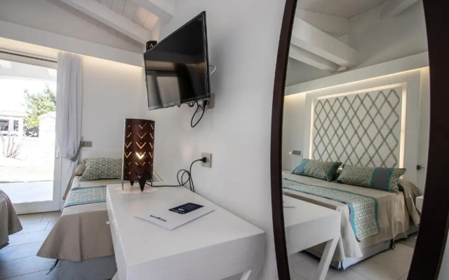 Limone Beach Resort