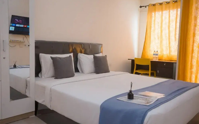 Convenient Studio Apartment At B Residence
