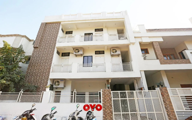 Vinayak Hospitality Services By OYO Rooms