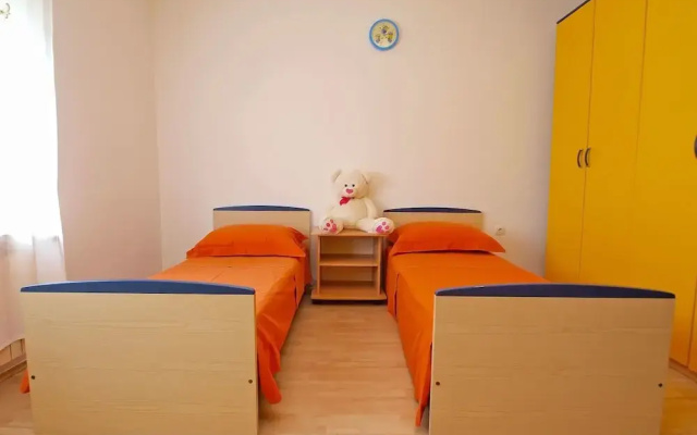 Apartment 1413