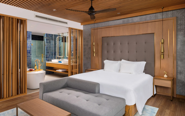 Royal Beachfront Villas Danang