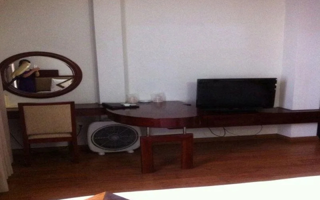 Long Anh Hotel