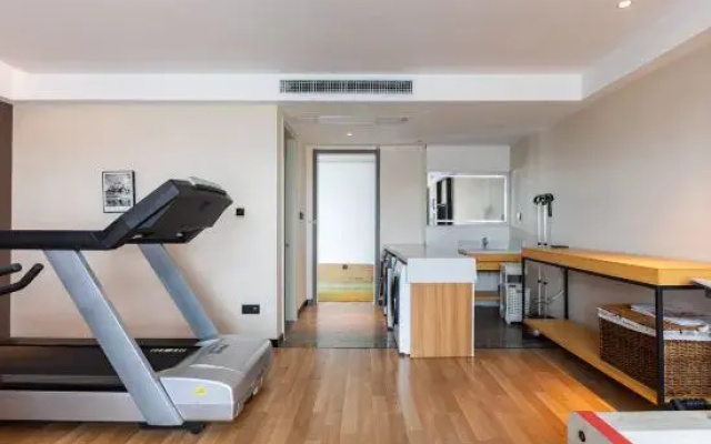 Xicheng Yiju Hotel ( Wuhan Railway Station& Wuhan Happy Valley)