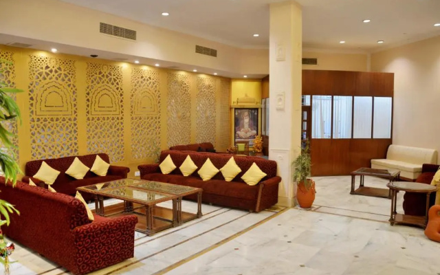 Hotel Heritage Inn