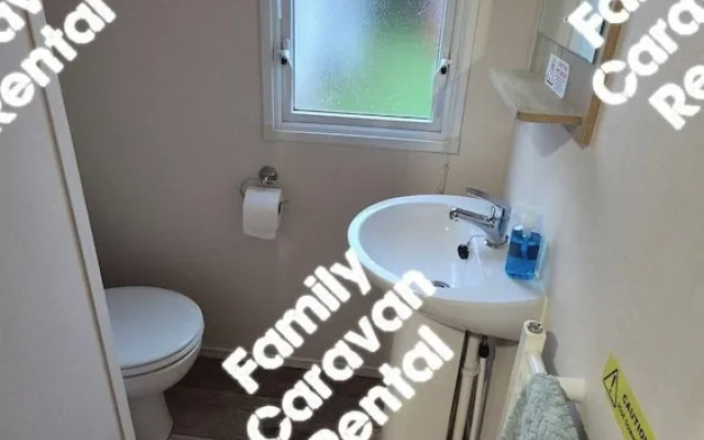 Family Caravan Rental 2 bed Caravan