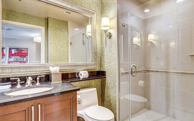 Stunning 1BR Strip Views w Balcony 17701