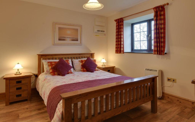 Woodpecker Cottage