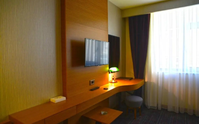New Garden Hotel
