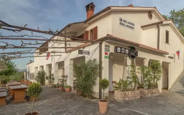 Slovenian Istria Rooms & Apartments
