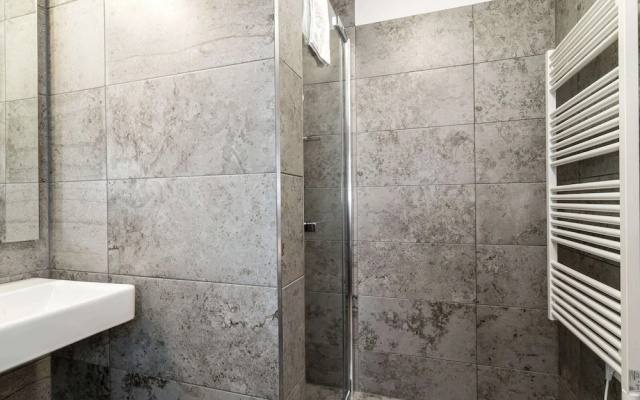 Apartment in Hollersbach Near Ski Lift