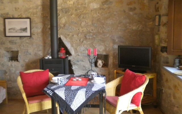 Arcadian Stone House For You