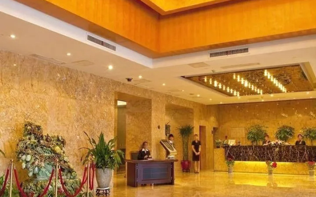 Tieliu Business Hotel