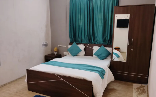 6 CR Hotel Natraj Aurangabad