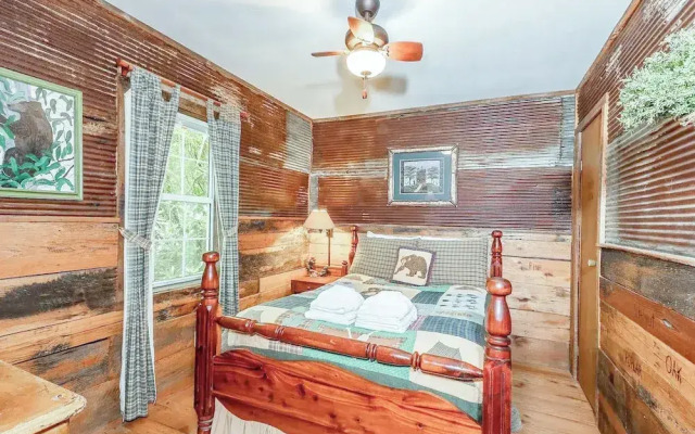 The Cabins at Seven Foxes