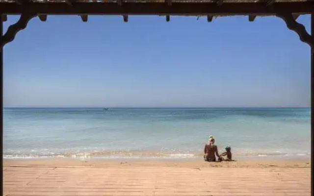 Thalassa Holiday Home