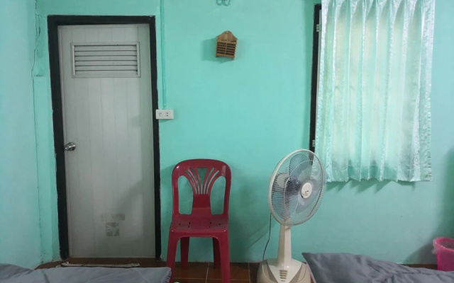 Baan Sampeenong