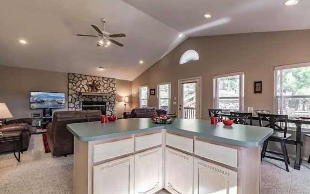 My Happy Place by Ruidoso Vacation Rentals