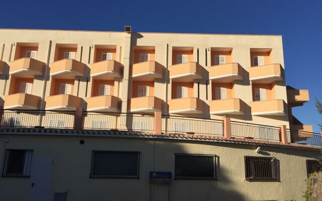 Hotel Castelsardo Domus Beach Кастельсардо вид на фасад