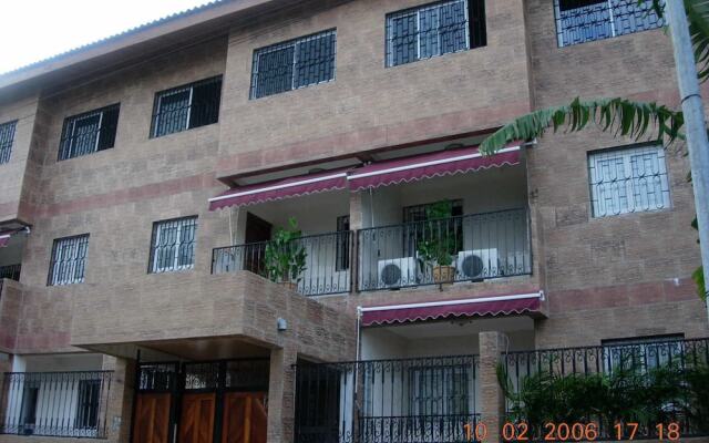 Residence Emmanuella in Abidjan, Cote d'Ivoire from 107$, photos, reviews - zenhotels.com hotel front