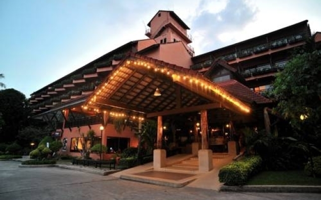 Отель Patong Merlin Hotel Таиланд, Пхукет - отзывы, цены и фото номеров - забронировать отель Patong Merlin Hotel онлайн вид на фасад