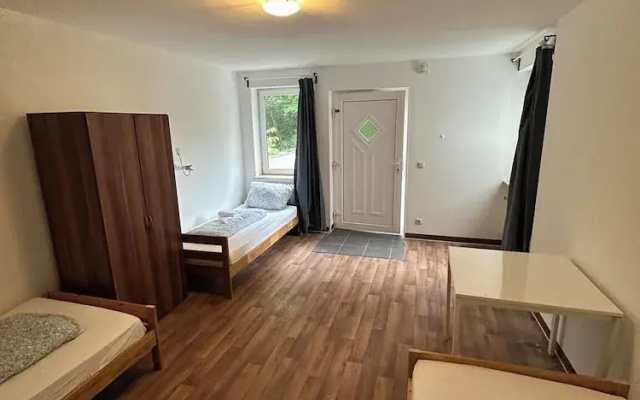 2-Rent Group Hostel Apartments HAN53