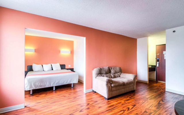 Motel 6 Chicago South Lansing 4808