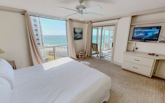 Shoreline Towers 2072 2 Bedroom Condo