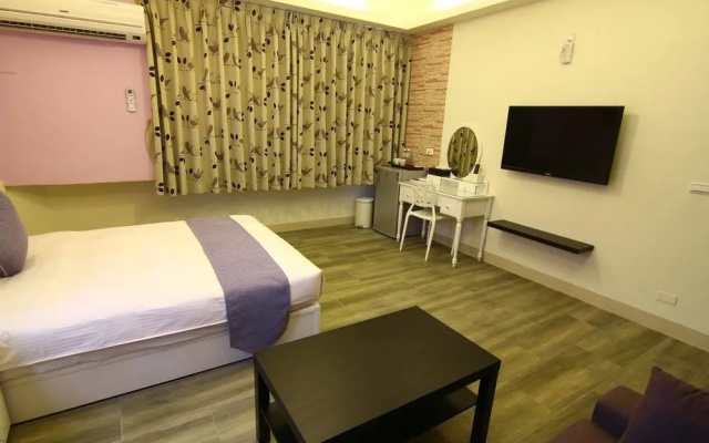 Happyday Guesthouse