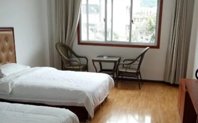 Hanzhong Liuba Tiancheng Hotel