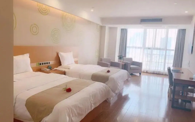 GreenTree Inn Zhenjiang Dagang New District Tonggang Road Butterfly Square