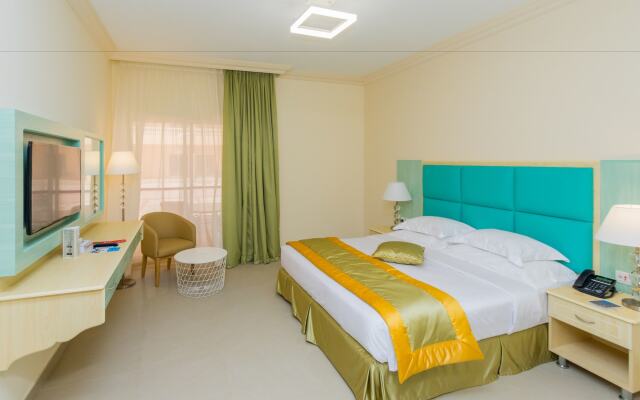 Отель Beach Resort by Bin Majid Hotels & Resorts комната для гостей
