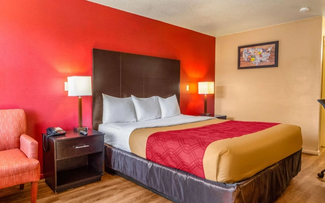 Econo Lodge Meridian South