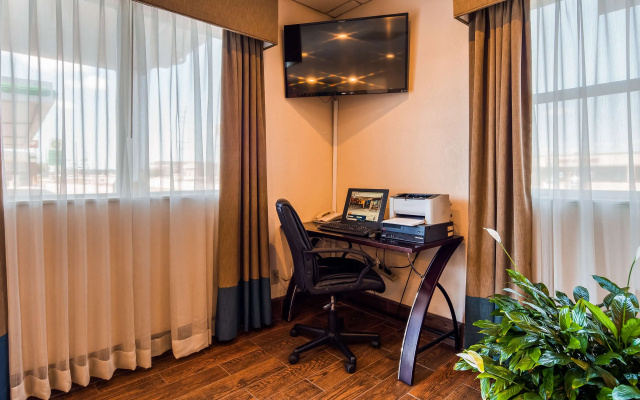 SureStay Hotel by Best Western Ottawa