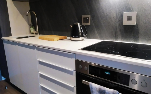 The Residence Luxury Studio - Menlyn Maine