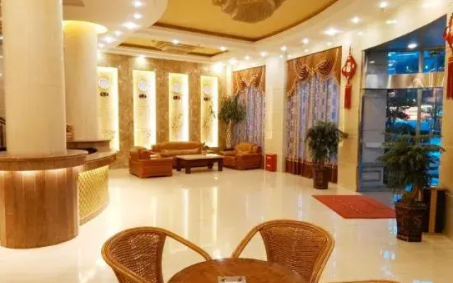 Xunfa Hotel (Huian County Government Gymnasium Branch)