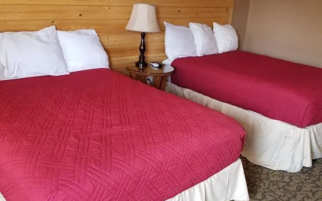 L'Acadie Inn & RV Park