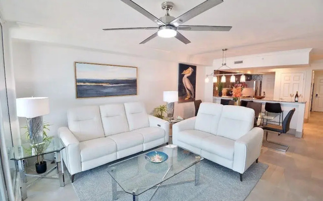 Emerald Beach 325