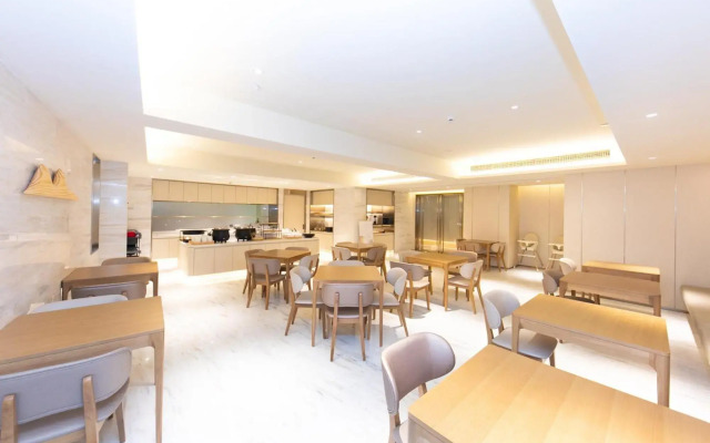 JI Hotel (Wuxi Huishan Scenic Spot Outang Vocational Education Park)