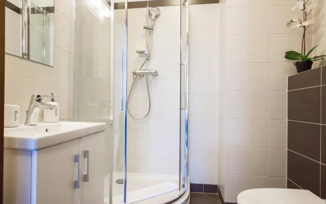 VacationClub - Aquamarina Apartment C-05