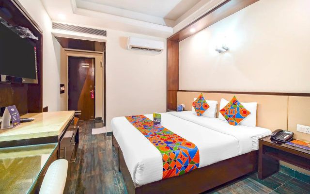 FabHotel Marble Arch - Nr. Karol Bagh Market