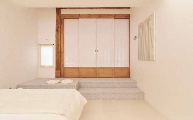 Nostalgia Hanok Hotel