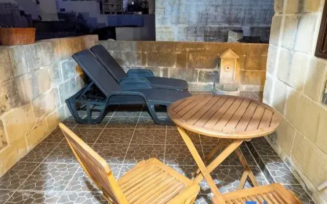 Mixel - 3 bedrooms (sleeps 6+ 2 kids) Sannat village